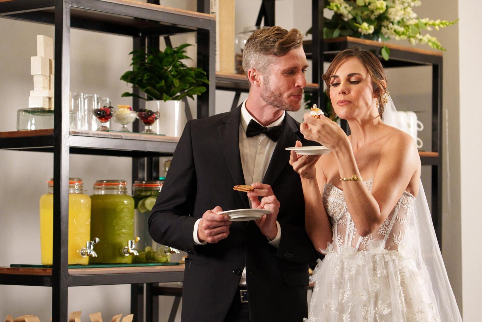 Presidente Intercontinental Mexico City By Ihg Dış mekan fotoğraf Wedding couple